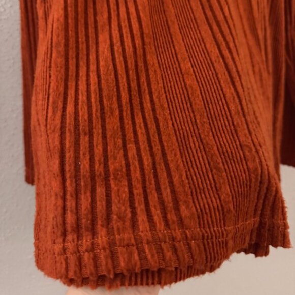 Suéter Ligero de Manga Larga (Lightweight Ribbed Long Sleeve Sweater) - Picture 4 of 7